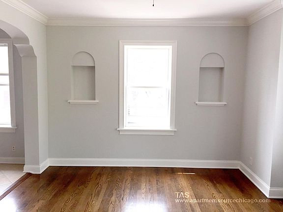 5th image of 4838 N Paulina St APT 2W