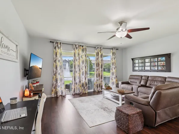 6907 WOODY VINE Drive, Jacksonville, FL 32258