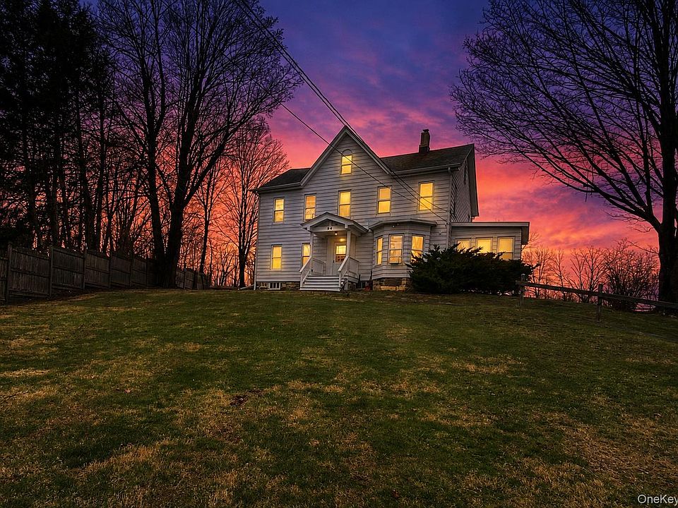 1st image of 94 Sanfordville Rd #4