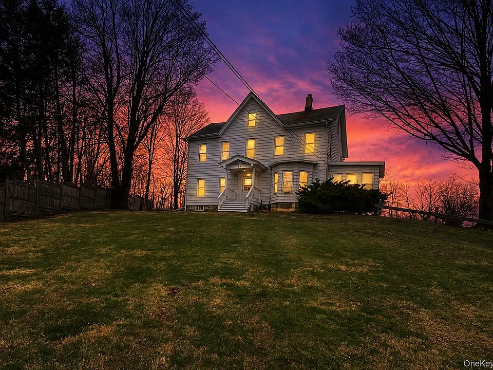 94 Sanfordville Rd #4