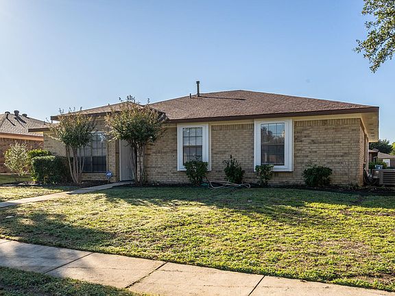 2nd image of 1734 Glencairn Ln