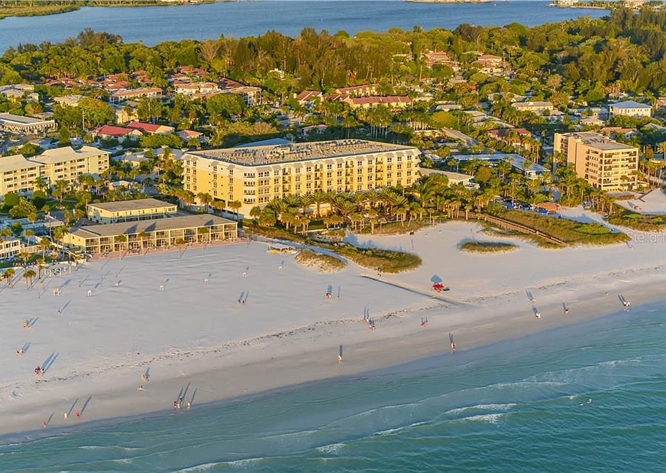 1st image of 915 Seaside Dr #405-31