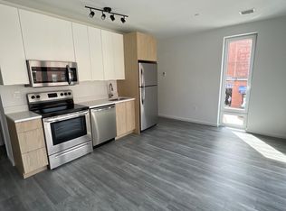 160 Middlesex St #303, Lowell, MA 01852