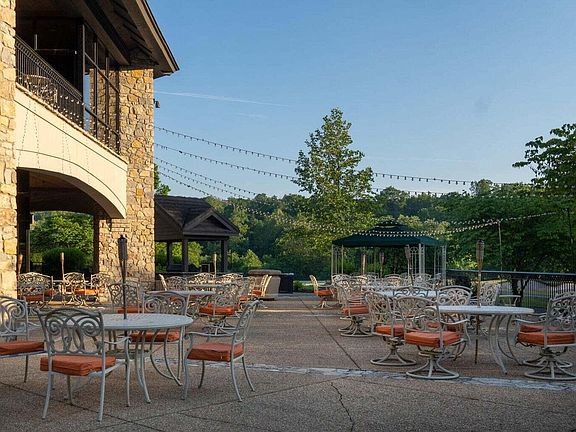 5th image of 112 Black Forest Lane