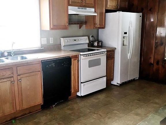 4th image of 302 Rushwood Dr