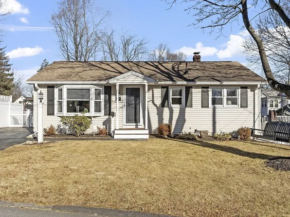 13 Monroe St, Leominster, MA 01453