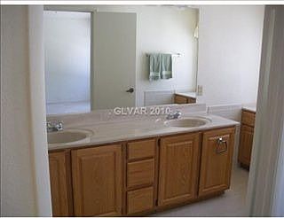 5th image of 4848 Maryvale Dr
