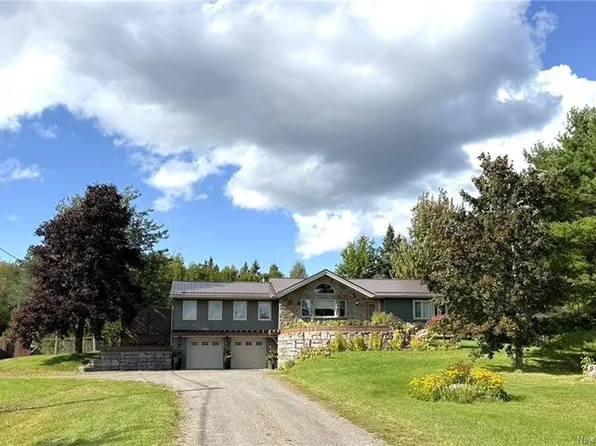 106 Indian Mountain Rd, Moncton, NB E1G 3B1
