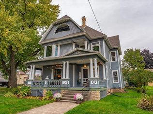 152 S Birdsey St, Columbus, WI 53925