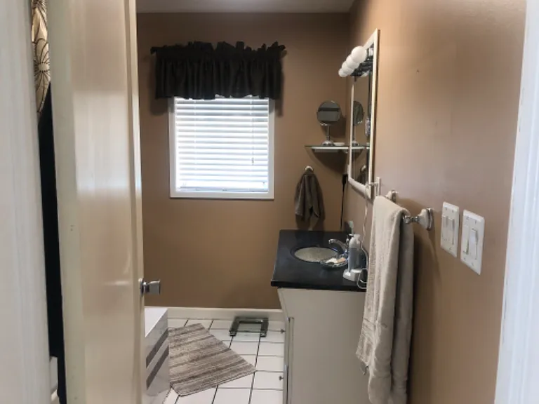 628 E Wilson Ave — Photo 6