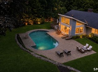 71 High Point Rd, Westport, CT 06880
