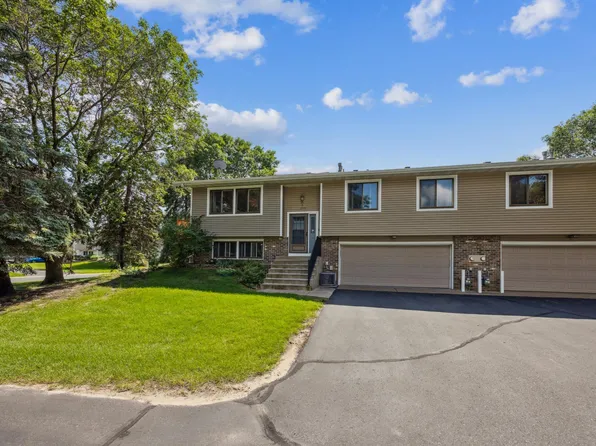 309 96th Ln NE, Blaine, MN 55434
