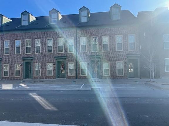 3rd image of 417 SW B St #417