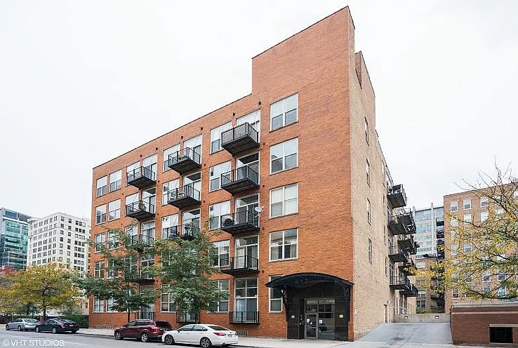 417 S Jefferson St APT 205 photo 1
