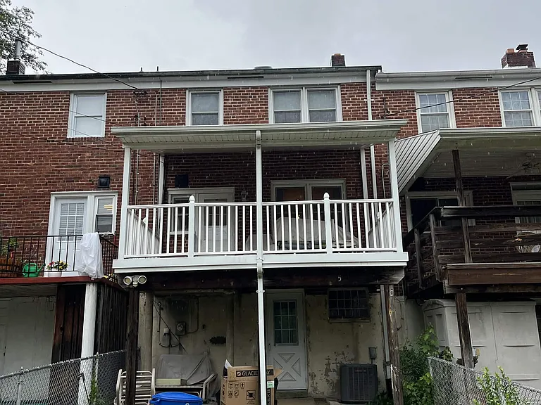 1765 White Oak Ave — Photo 11