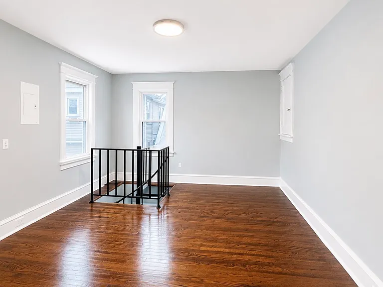 19 S Vassar Sq #3 — Photo 12