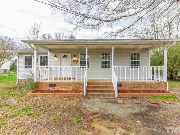 405 Oakwood St, Mebane, NC 27302
