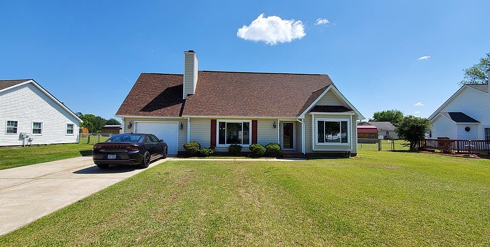 1st image of 4 N Quail Croft Dr