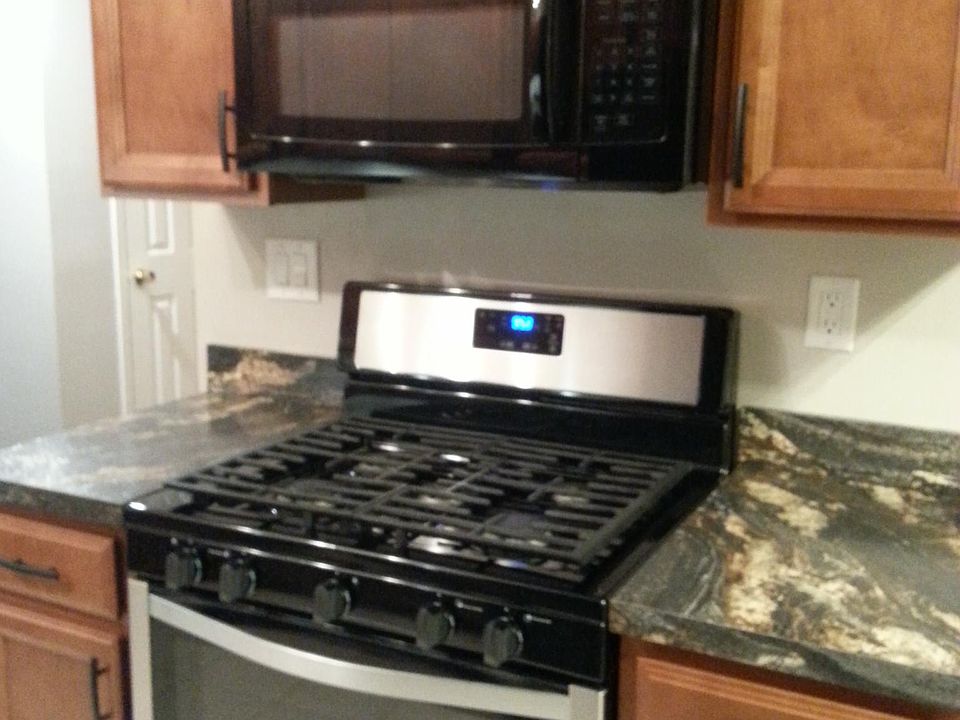 1st image of 83 Sandywood Ln