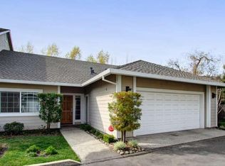 2445 Spyglass Hill Ln, Carmichael, CA 95608