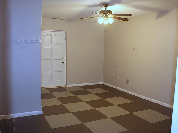 2nd image of 4434 Venus Ave #4434A