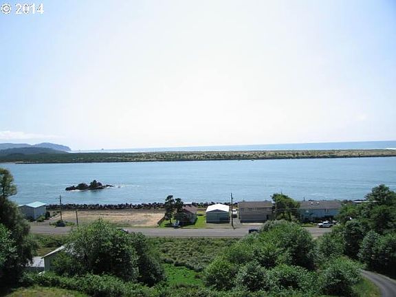 2nd image of N Highway 101