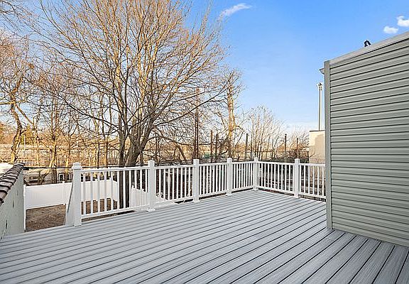 5th image of 929 39th St #2