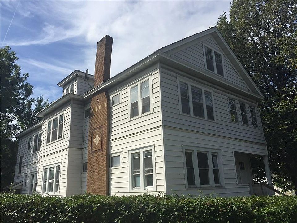 1st image of 619 Oak St