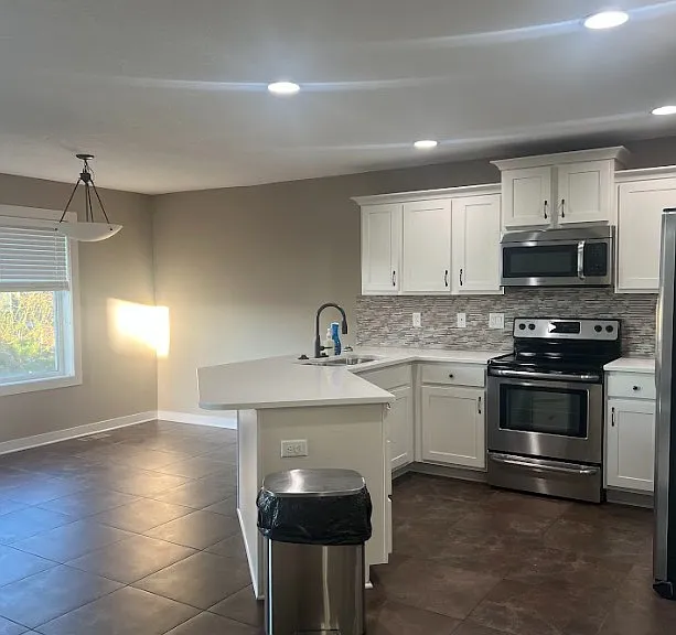 1503 NW 22nd Ln — Photo 7