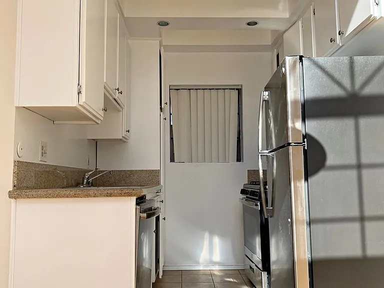 9801 Tabor St — Photo 2