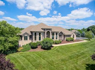 37868 Nettle Way Ct, Oconomowoc, WI 53066