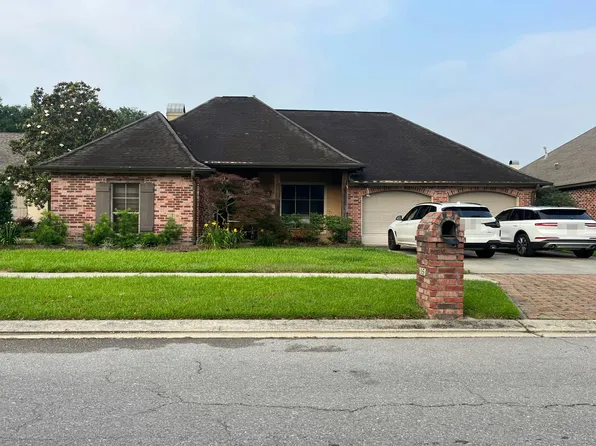 105 Sandhurst Dr, Lafayette, LA 70508