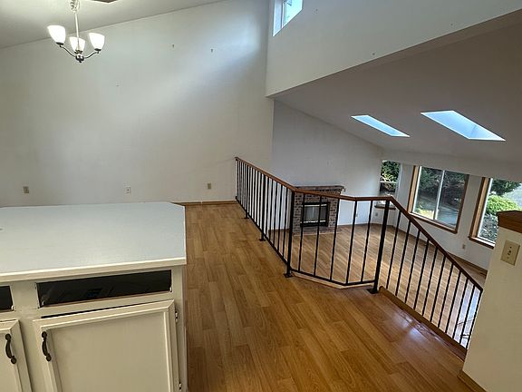 3rd image of 2536 25th Ct SE