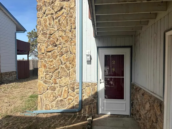 1443 N Smith Ct APT 2, Wichita, KS 67212