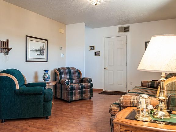 39 East Hill Ranch Road-5