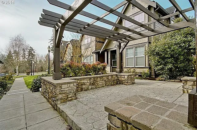 7155 NE Stonewater St — Photo 9