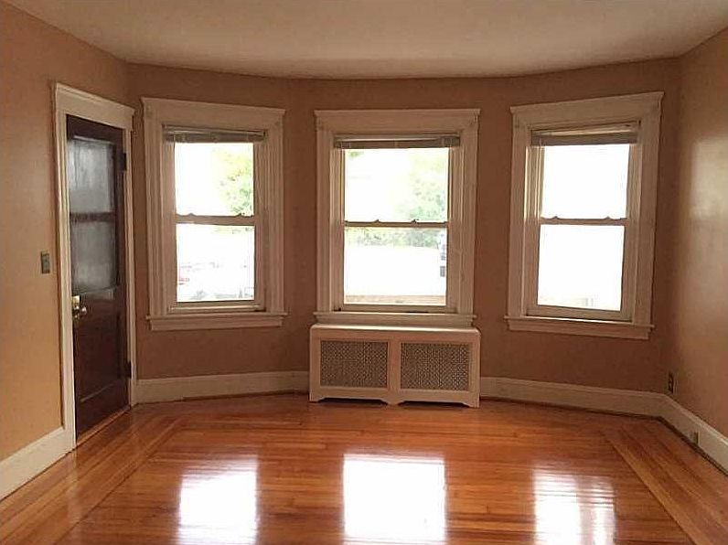 2nd image of 68 Robinson Ave #1