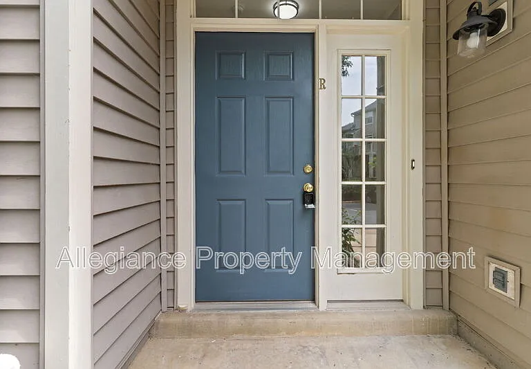 11400 Windleaf Ct #R — Photo 2