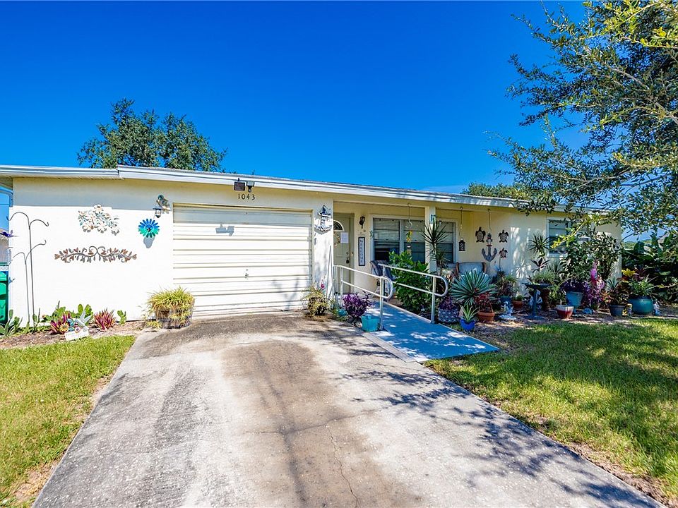 1st image of 1043 Rose Arbor Dr