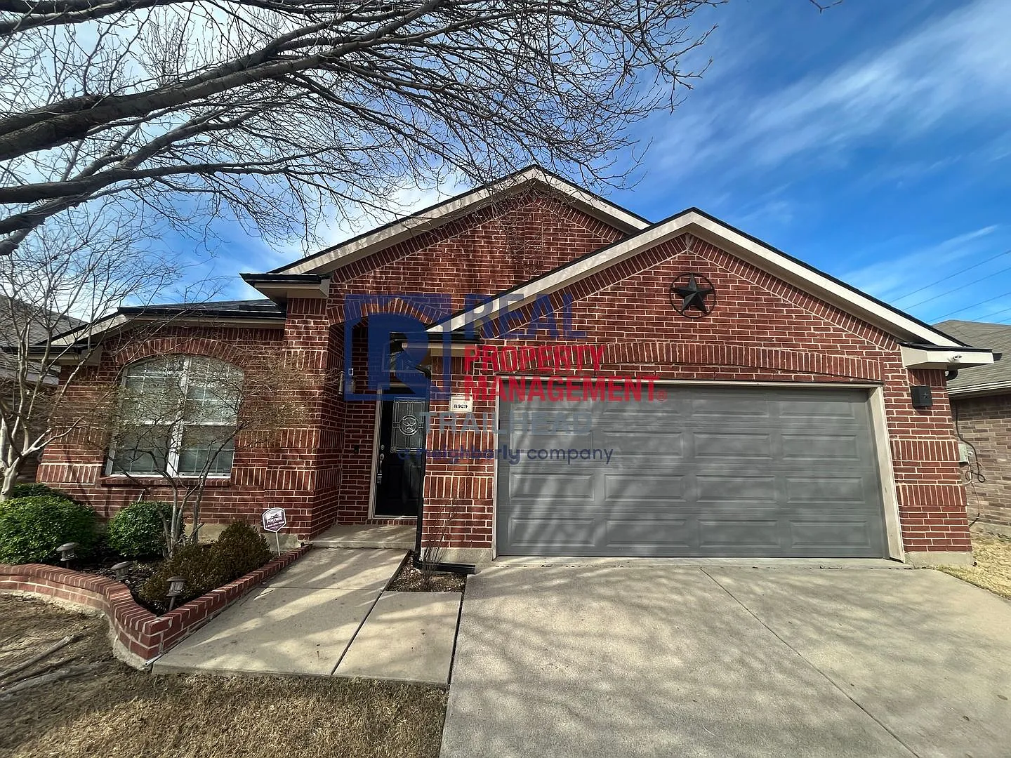 Spacious Single Story Home in a Great Location! — Photo 1