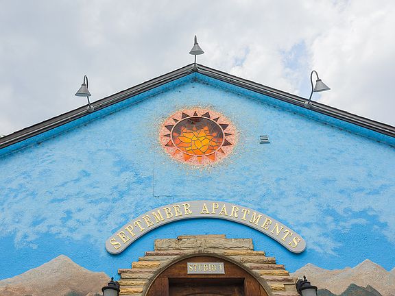 1833 19th Street Exterior