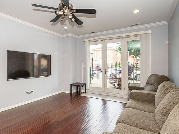 2nd image of 6641 W Belmont Ave #1