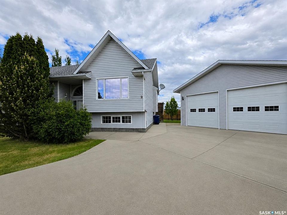 1st image of 9 Ducluzeau PLACE