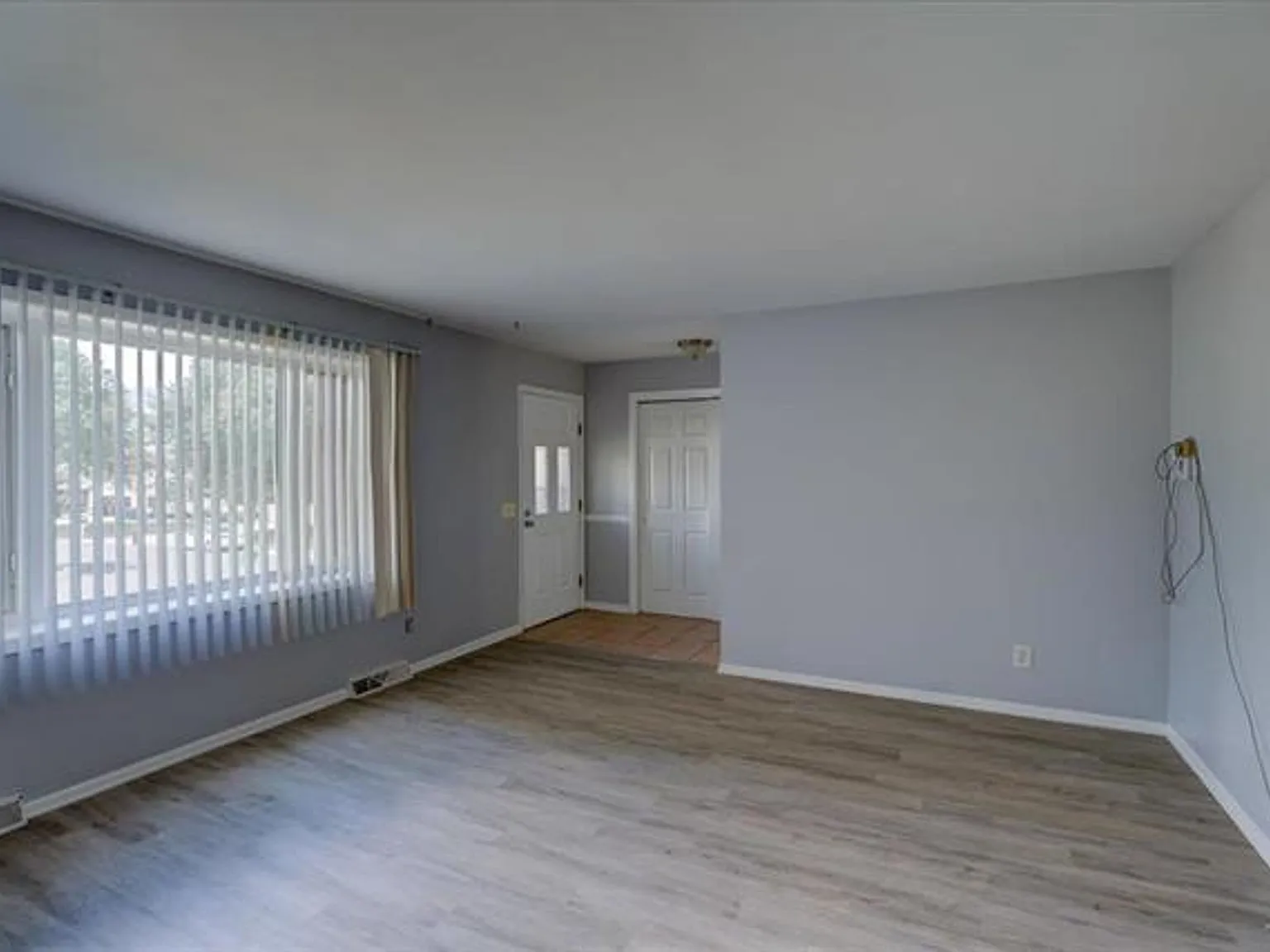 3909 Patrick Henry Way — Photo 4