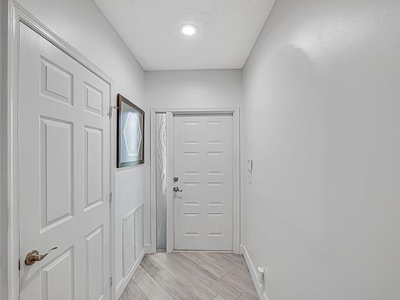 2nd image of 9712 Cherry Blossom Court