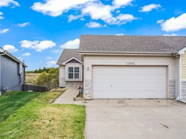 1542 Legend Trail Dr Unit A, Lawrence, KS 66047