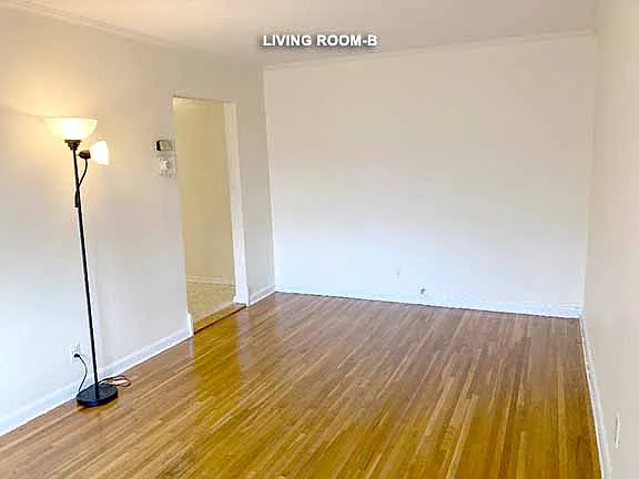 25600 Hillside Ave #1 — Photo 4