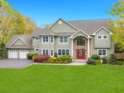 83 Gillette Avenue, Bayport, NY, 11705