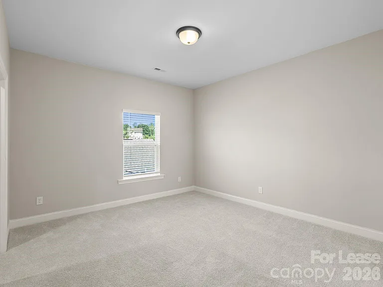 62 Walnut Springs Dr — Photo 23