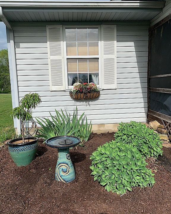 1st image of 155 Hinkle Ln
